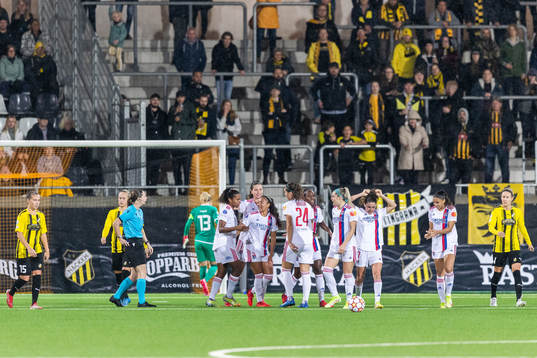 Catarina Macario of Lyon celebrates with team mates