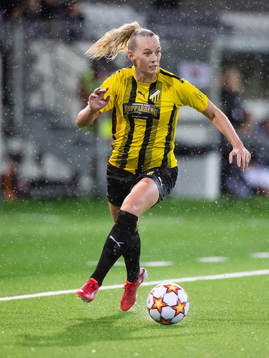 Stina Blackstenius of Häcken