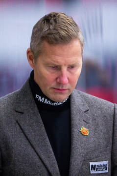 Moras tränare Johan Hedberg deppar