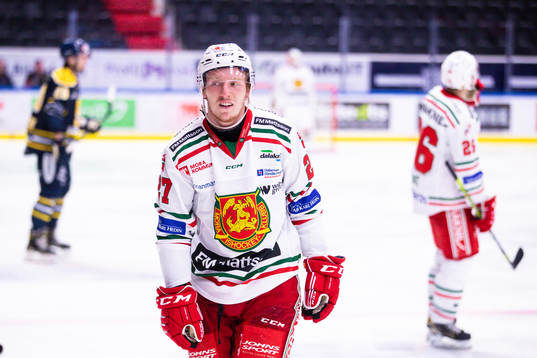 Moras Isac Andersson deppar i sambon med ett bortdömt mål