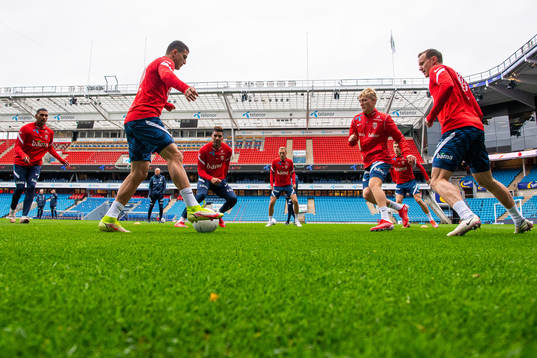 Mohamed Elyounoussi, Ohi Omoijuanfo, Birger Meling and