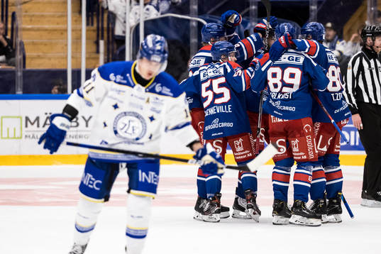 Oskarshamns spelarna jublar