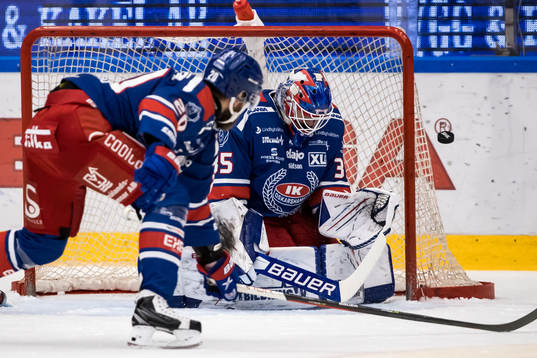 Oskarshamns målvakt Joe Cannata