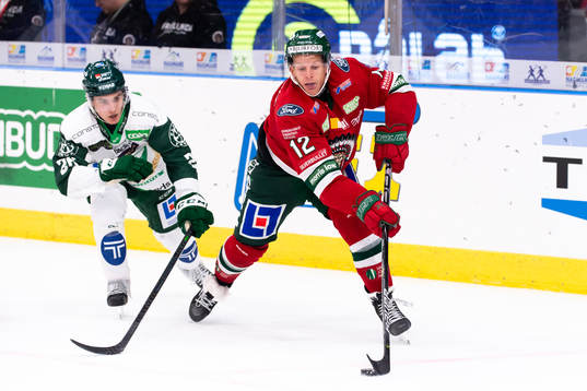 Färjestads Joel Nyström och Frölundas Max Friberg