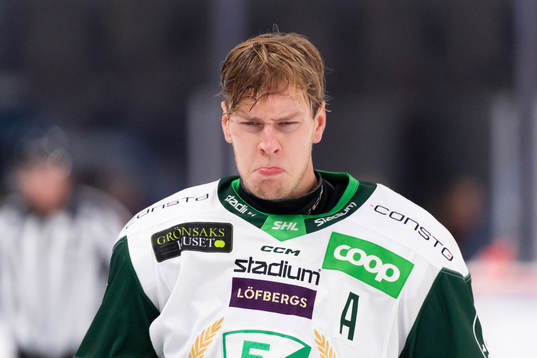 Färjestads Victor Ejdsell deppar