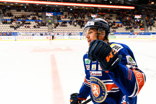 Växjös Pontus Holmberg jublar