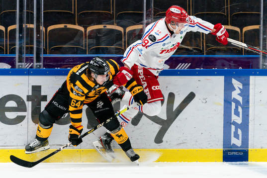 Skellefteås Jonathan Pudas och Timrås Viktor Lodin
