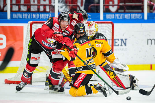 Malmö Redhawks Emil Sylvegård och Luleås Jonathan