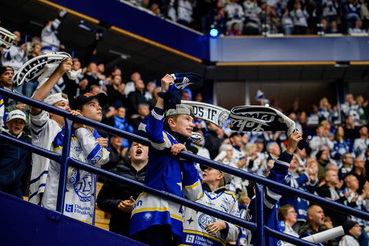 Leksands supportrar jublar