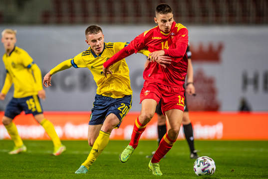 Patrik Wålemark of Sweden and Marko Matanovic of Montenegro