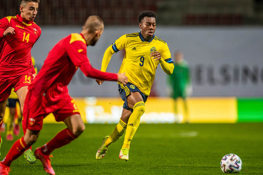 Anthony Elanga of Sweden