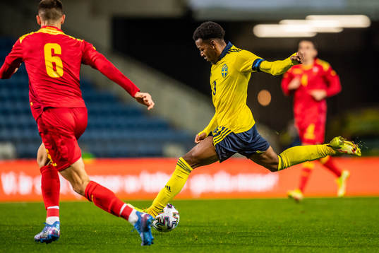 Anthony Elanga of Sweden