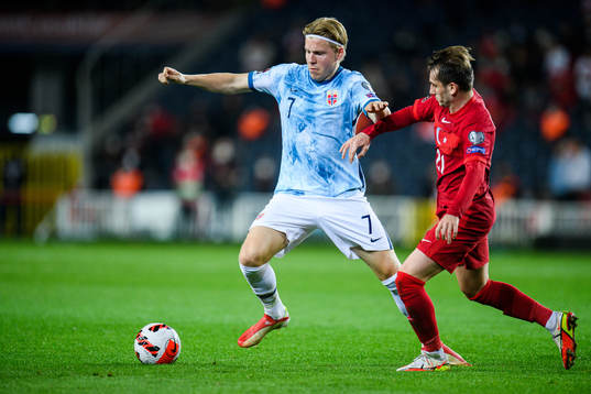 Jens Petter Hauge of Norway and Kerem Aktürkoglu of Turkey