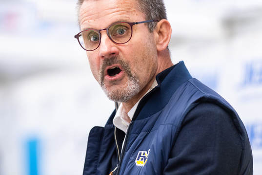 s tränare Tommy Samuelsson