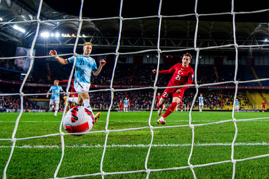 Kerem Aktürkoglu of Turkey scores the 1-0 goal past