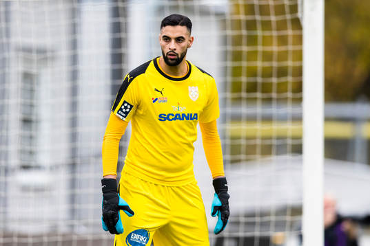 Assyriskas målvakt Hossin Lagoun