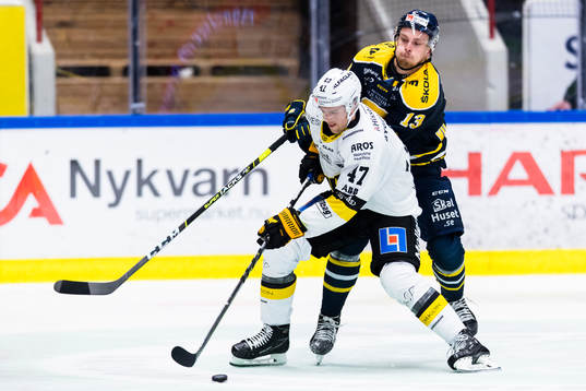 Västerås Roe Logan <ikpå< Södertäljes Gustav Willman