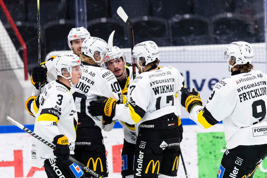Västerås Jesper Johansson (m) reducerar till 4-2 och