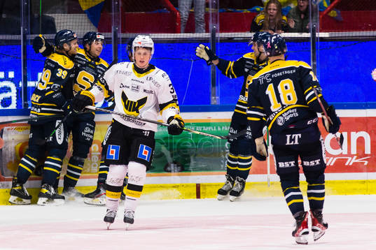 a vänster) gör slutresultatet 5-2