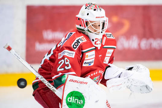 Modos målvakt Klara Peslarkova värmer upp