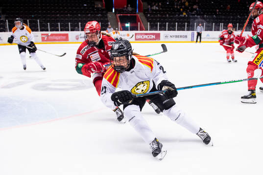Modos Daniela Pejsova och Brynäs Hanna Thuvik