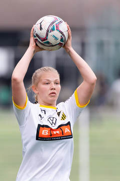 Häckens Felicia Sköld