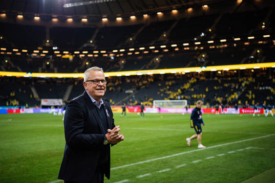 head coach Janne Andersson of Sweden
