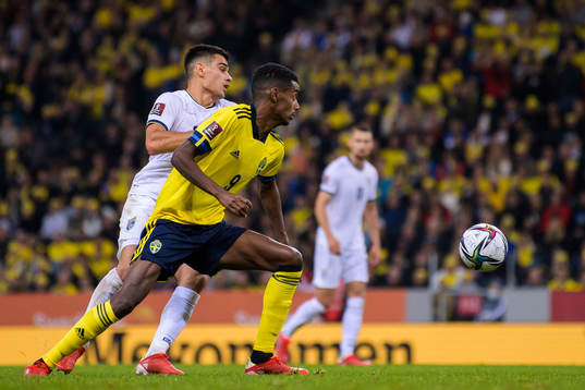 Florian Loshaj of Kosovo and Alexander Isak of Sweden
