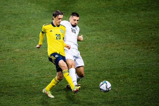 Kristoffer Olsson of Sweden and Ibrahim Dresevic of Kosovo