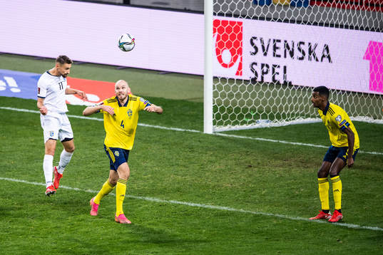 Elbasan Rashani of Kosovo and Marcus Danielson of Sweden