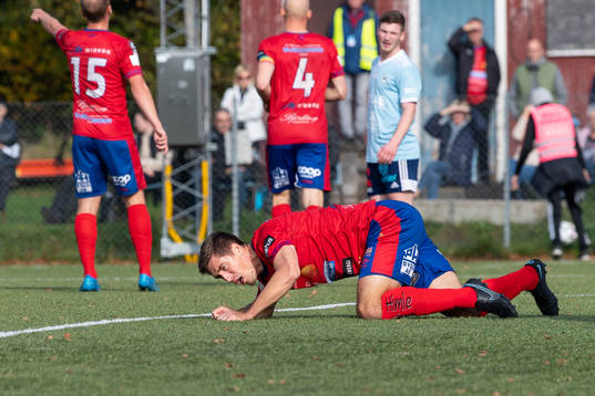 Tvååkers Johan Andersson har ont
