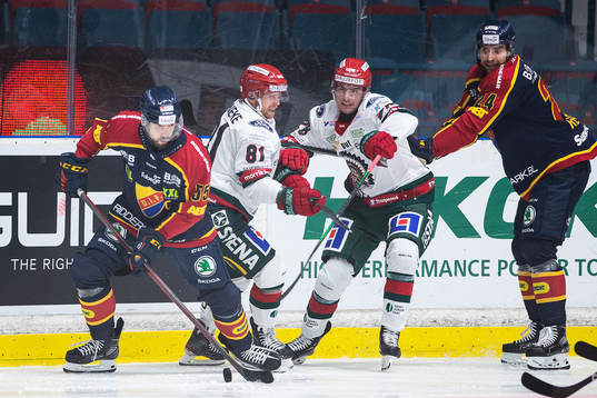 Djurgårdens Linus Videll och Frölundas Ryan Lasch