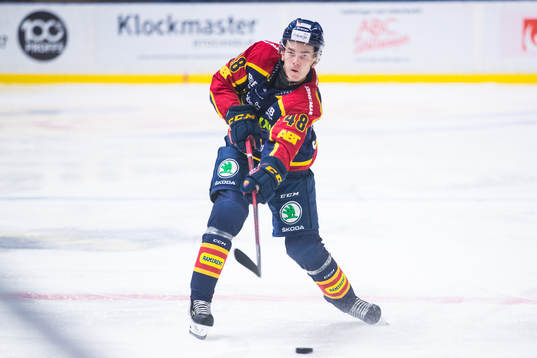 Djurgårdens Pontus Johansson  ishockeymatchen i SHL mellan
