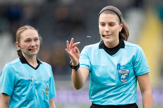 Domare Jennifer Björnler singlar slant innan