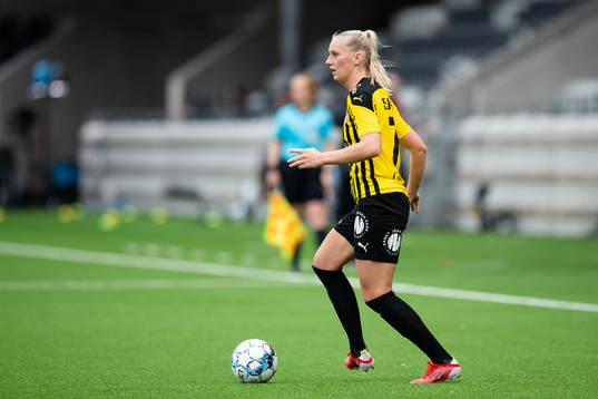 Häckens Stina Blackstenius