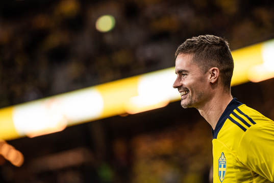 Former player Mikael Lustig