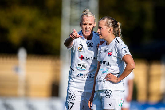Rosengårds Caroline Seger och Ria Noora Minerva Öling