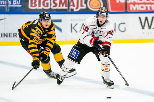 Skellefteås Linus Karlsson och Örebros Elias Ekström