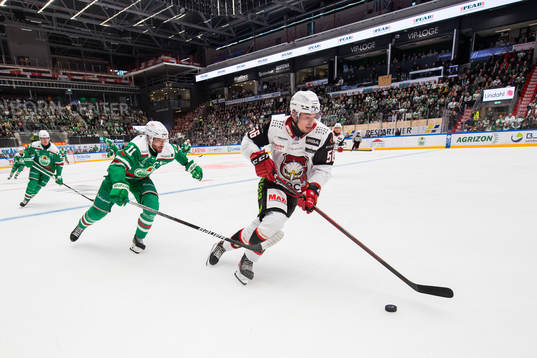 Rögles Mattias Sjögren och Malmö Redhawks Anton Olsson