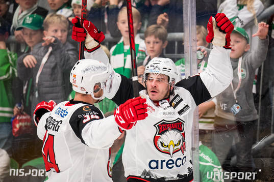 Malmö Redhawks Lance Bouma jublar
