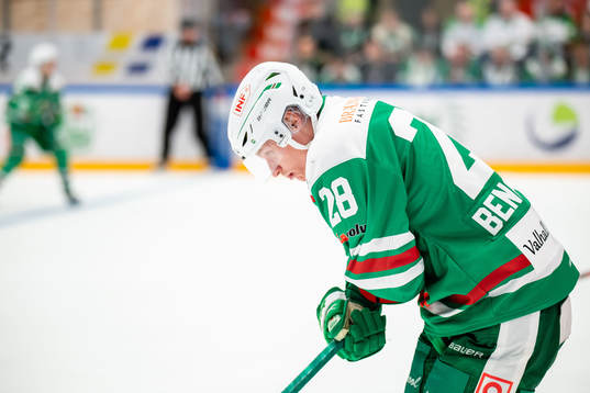 Rögles Anton Bengtsson har ont
