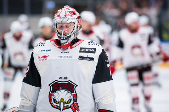 Malmö Redhawks målvakt Daniel Marmenlind deppar