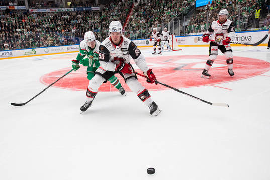 Malmö Redhawks Lance Bouma och Rögles Anton Bengtsson