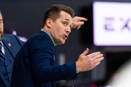 Växjös tränare Sam Hallam