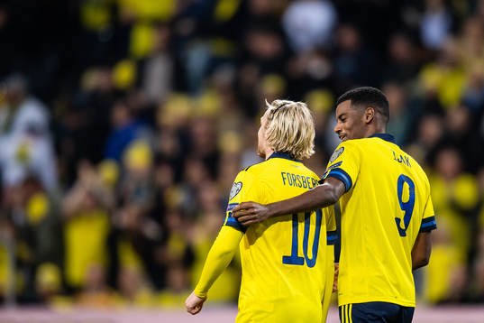 Emil Forsberg and Alexander Isak of Sweden celebrate