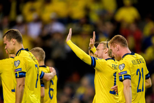 Emil Forsberg of Sweden celebrates the 1-0 goal