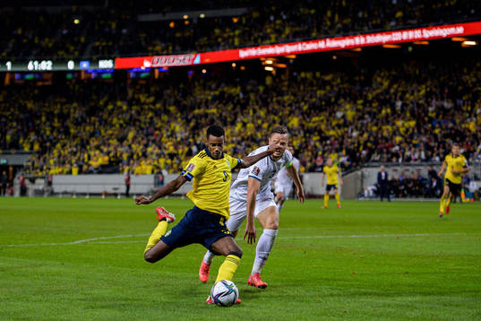 Alexander Isak of Sweden and Amir Rrahmani of Kosovo
