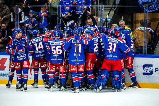 Oskarshamns spelare jublar