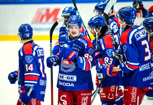Oskarshamns Patrik Karlkvist jublar