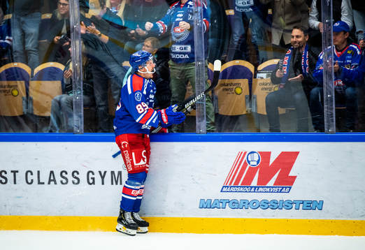 Oskarshamns Patrik Karlkvist jublar